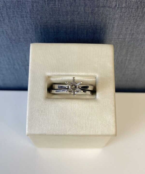 White Gold Engagement and Wedding Solitaire Set