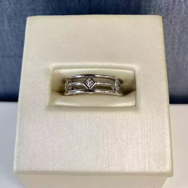 White Gold Toe Ring