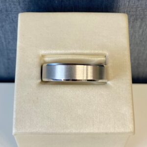 Matte White Gold Gent's Band