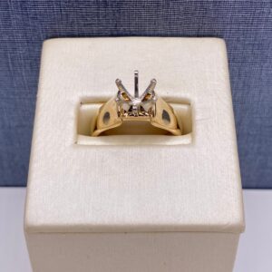 Yellow Gold Solitaire Mounting