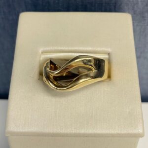 Yellow Gold Wedding Band