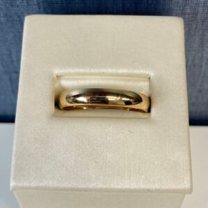 Plain Yellow Gold Band