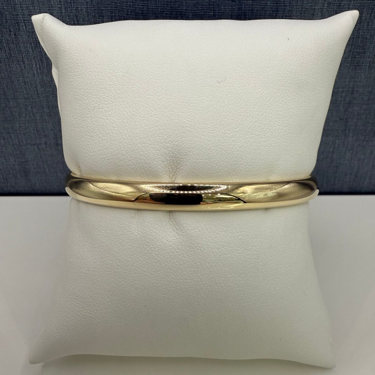 Yellow Gold Bangle Bracelet