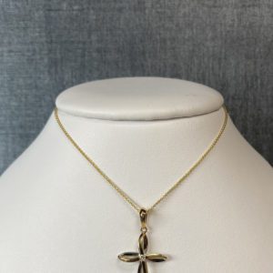 Single Diamond Cross Pendant in 14k Yellow Gold