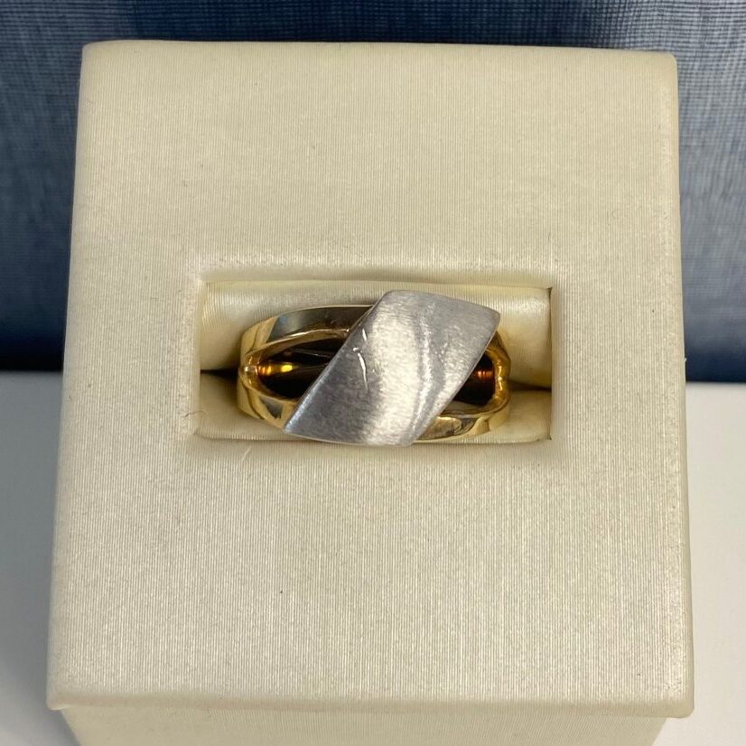Two Tone Wedding Band with Brushed Detail