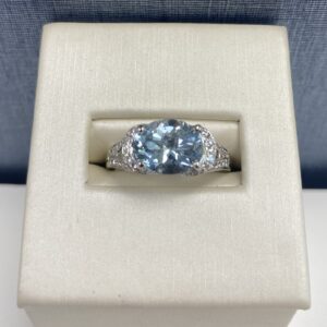 18kw, Aquamarine and Diamond Ring