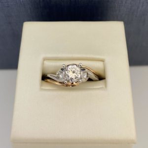 14kwr, Engagement Ring
