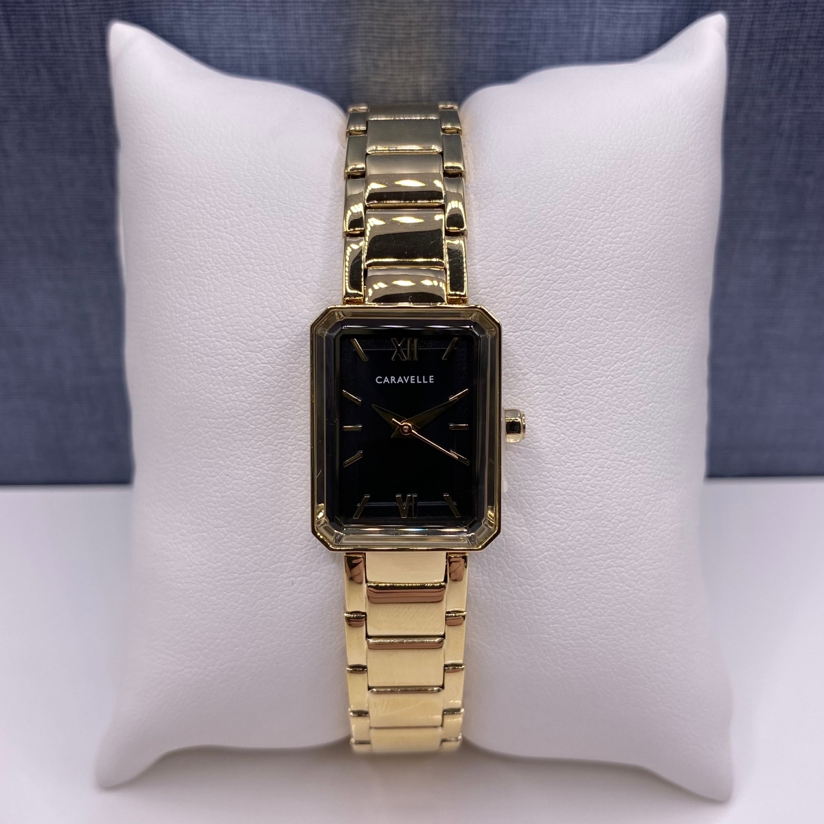 Black and Yellow Caravelle