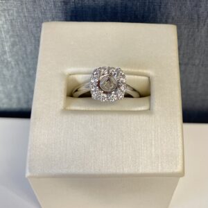 White Gold Diamond Engagement Ring With Halo