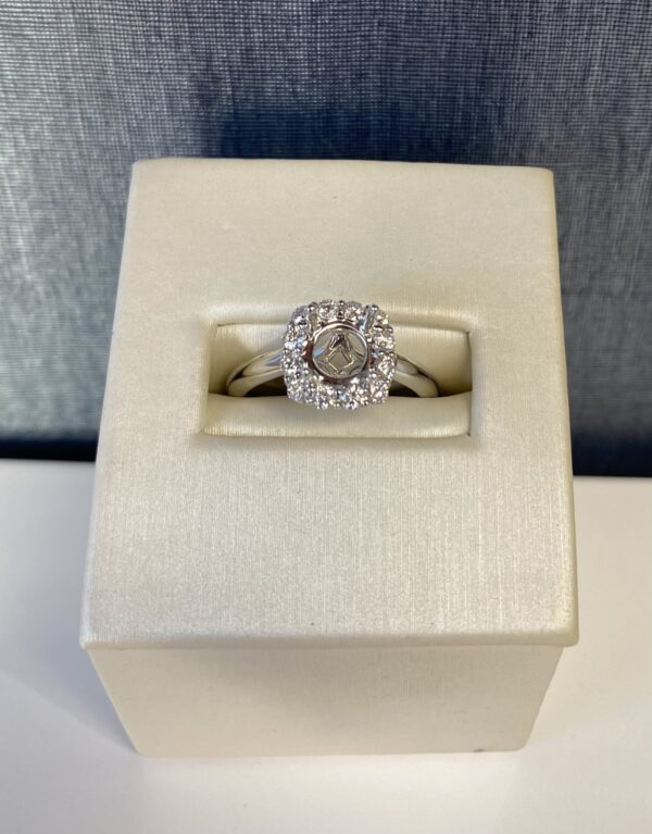 White Gold Diamond Engagement Ring With Halo