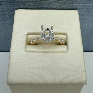 Two Tone Oval Mounting