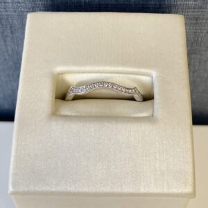 Flush Fit Diamond wedding band in White Gold
