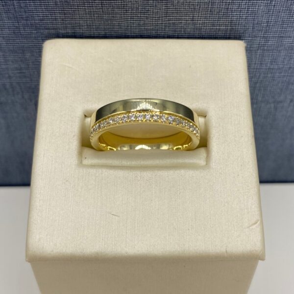 Diamond and Yellow Gold Band