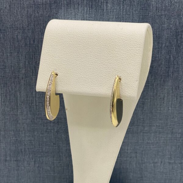Rounded Diamond Earrings