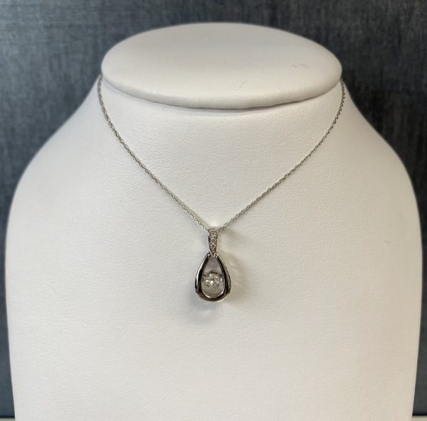 Shimmer Diamond Necklace in 14k White Gold