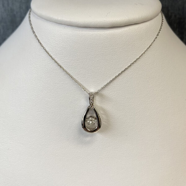 Shimmer Diamond Necklace in 14k White Gold