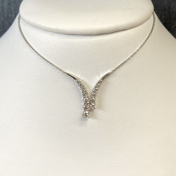 Diamond Necklace in 14k White Gold