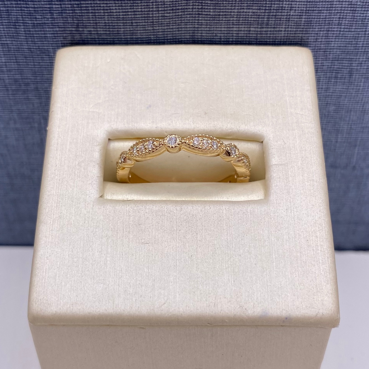 Diamond Stackable in Yellow Gold