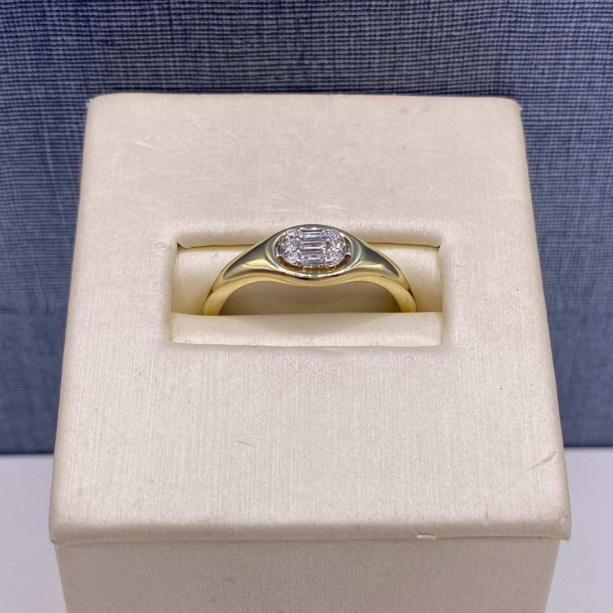 Oval Cluster Diamond Ring