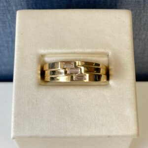 Staggered Diamond Ring in Yellow Gold
