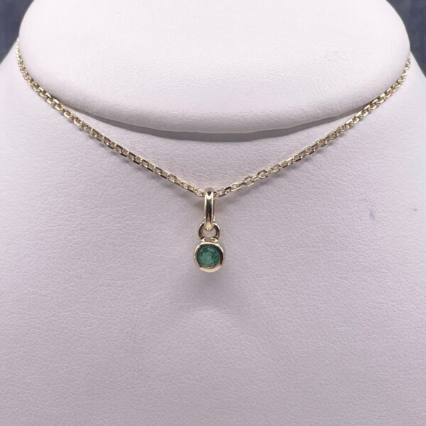 Emerald Solitaire Necklace