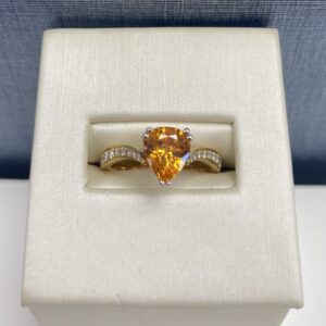 18ky, Garnet and Dia Ring
