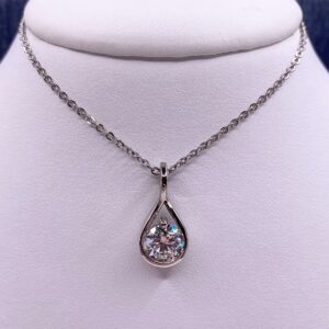 Statement Lab Diamond Necklace
