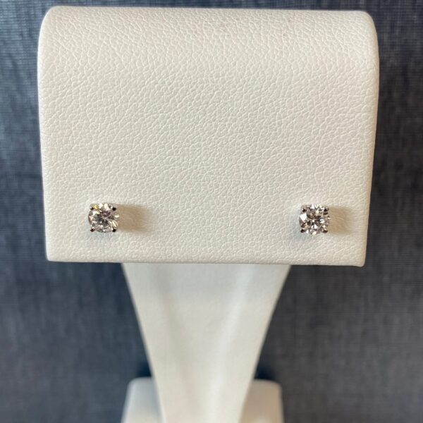 Lab Diamond Earring Studs in White Gold