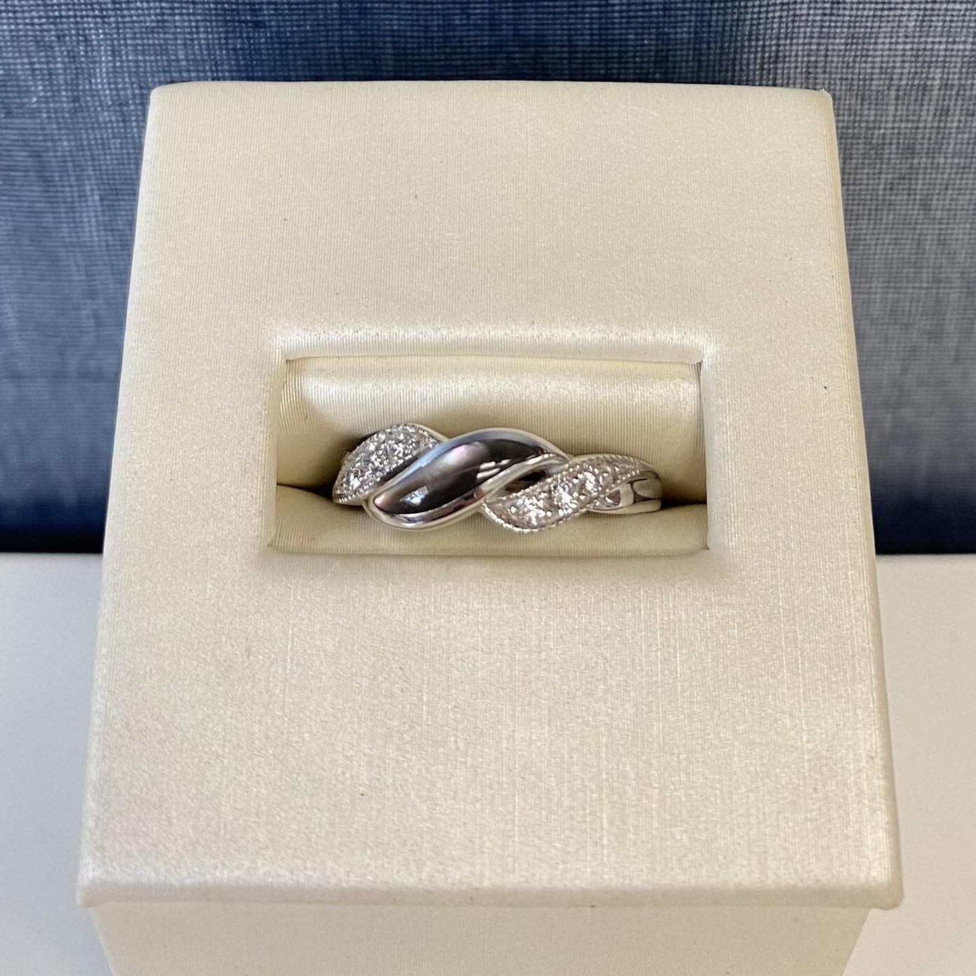 Black Mother of Pearl and Diamond Ring in 14k White Gold