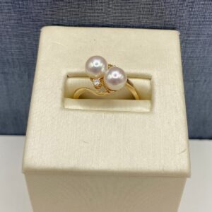 Bypass Pearl and Diamond Ring