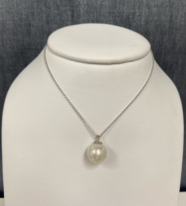 Engraved Pearl Necklace in 14k White Gold