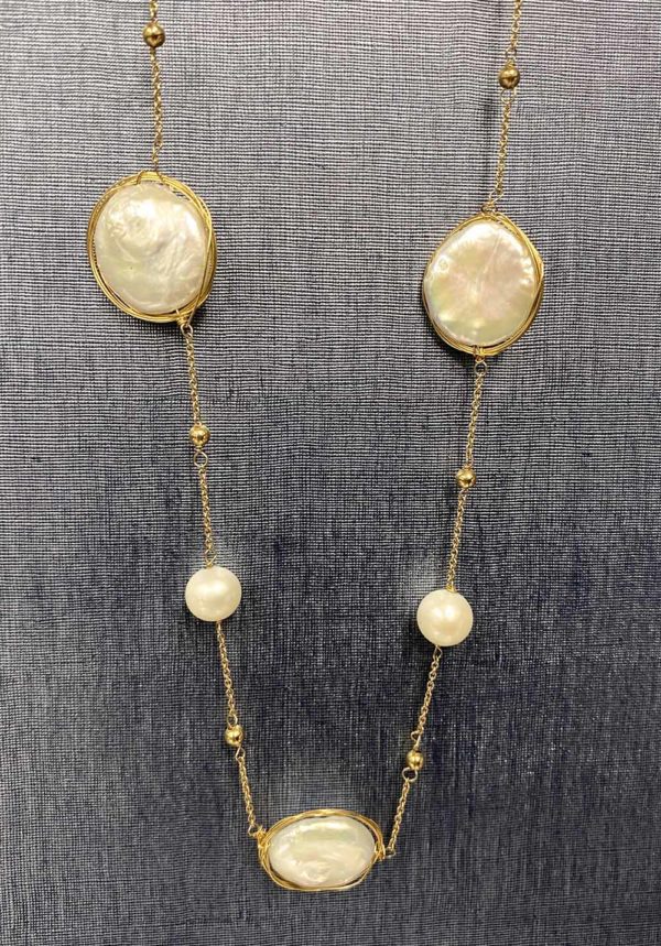 Freshwater Pearl Necklace in 9k Yellow Gold