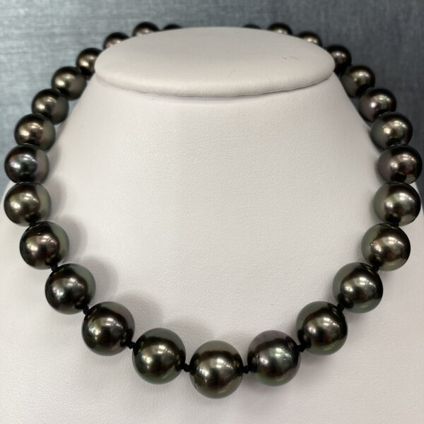 Dark Pearl Strand