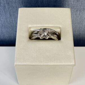 Twisted Platnium Engagement Ring and Wedding Band Set