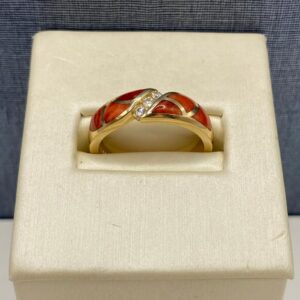 Spiny Oyster Inlay and Diamond Ring