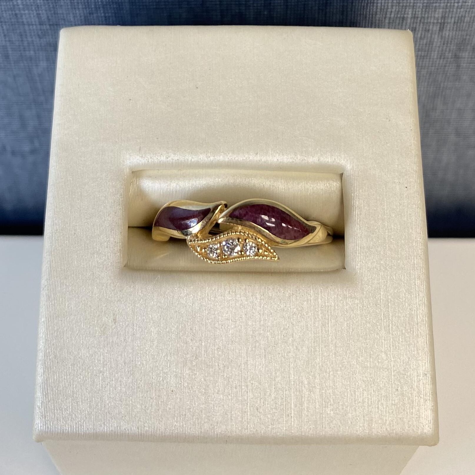 Grape Inlay Ring with Diamond in 14k Yellow Gold