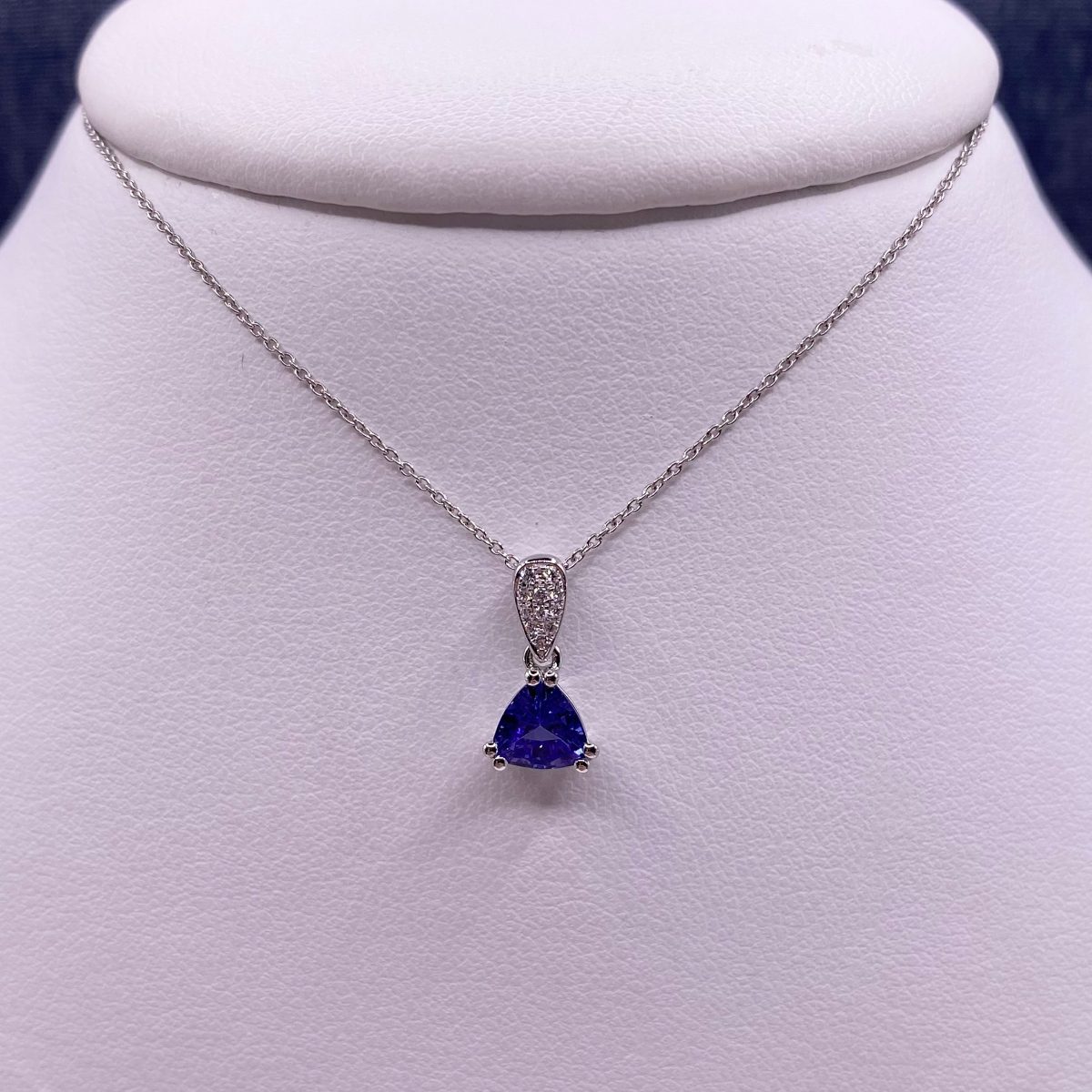 Tanzanite and Diamond Pendant