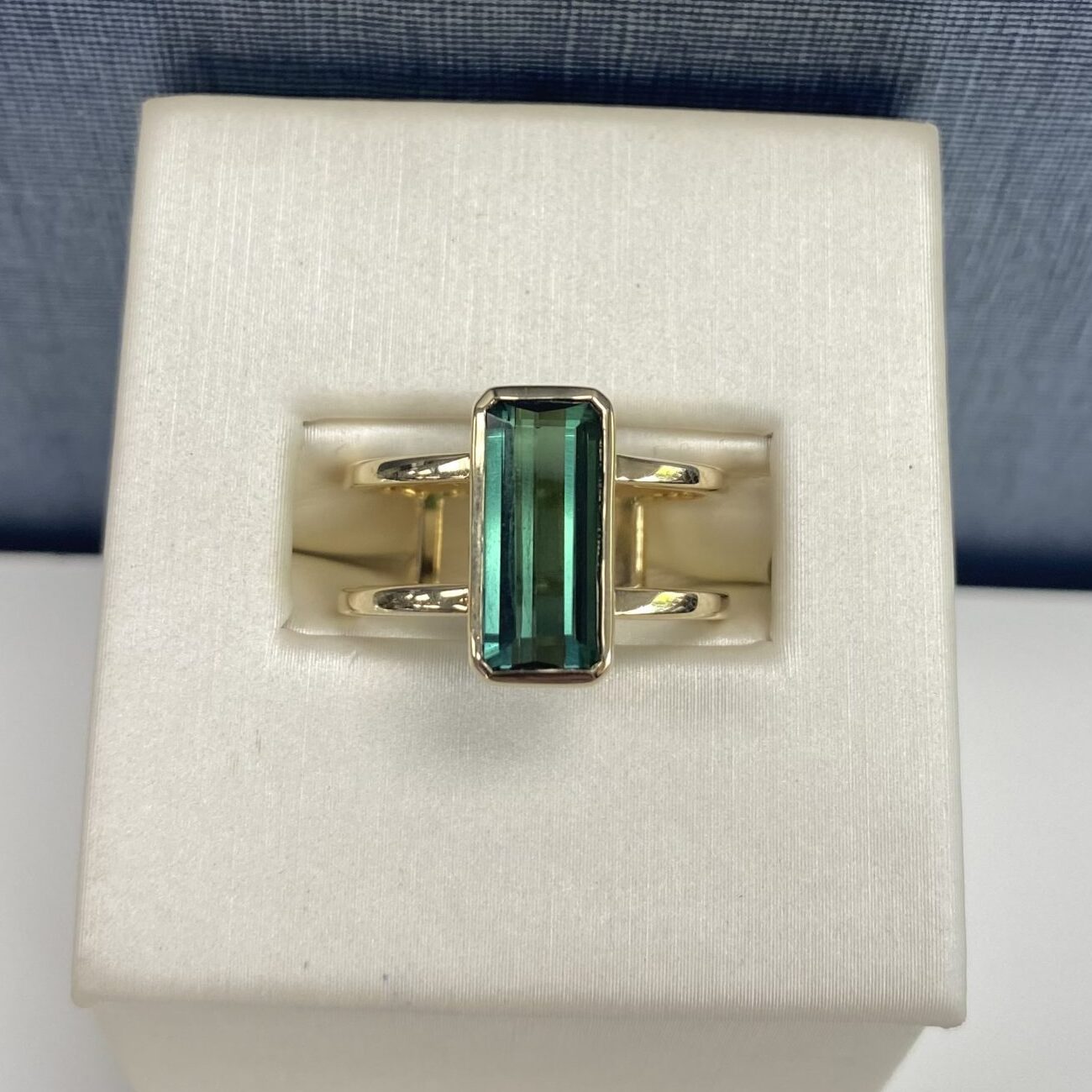 14ky, Tourmaline Ring