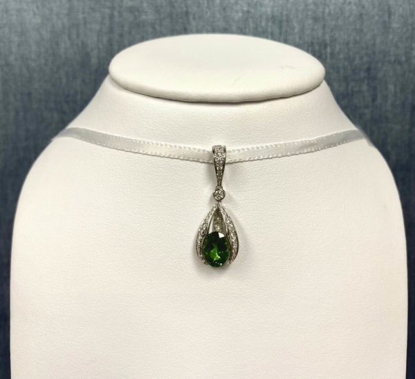 Green Tourmaline and Diamond White Gold Necklace