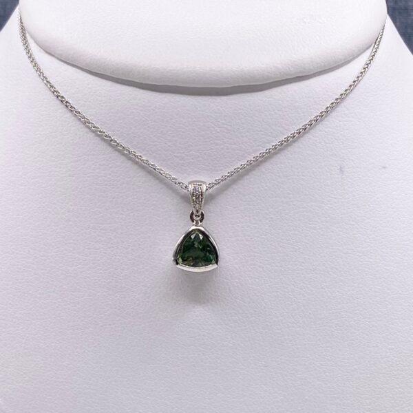 Tourmaline and White Gold Necklace