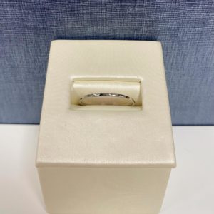 Hammered Detail White Gold Stackable Ring